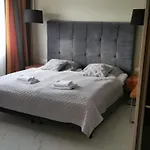 317 W Royal Tuli Prywatny Przy Plazy Z Aneksem Kuchennym Apartman *