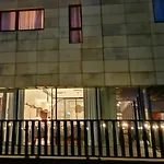 아파트 317 W Royal Tuli Prywatny Przy Plazy Z Aneksem Kuchennym 코워브제크