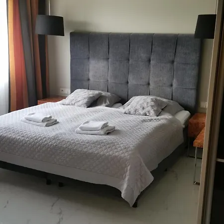 317 W Royal Tuli Prywatny Przy Plazy Z Aneksem Kuchennym 아파트 *